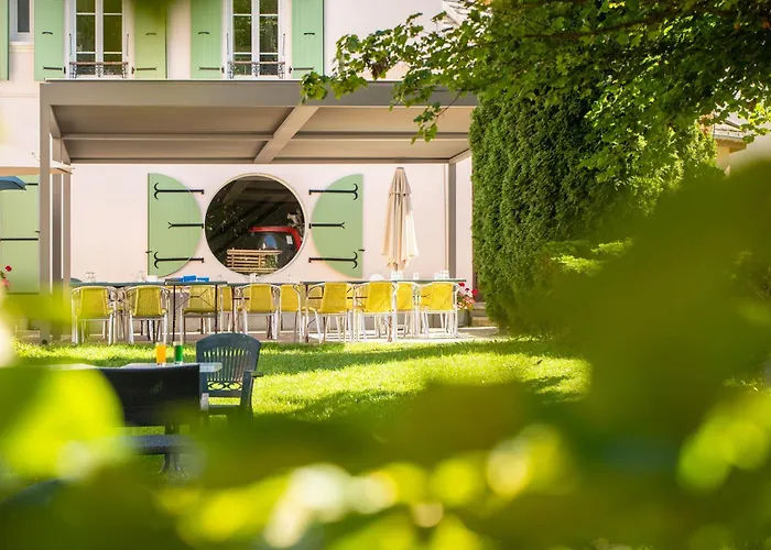 Logis Hotel - Le Col De L\'Arc